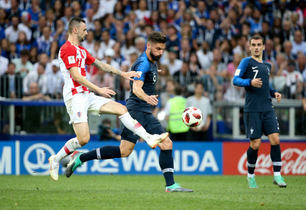 两队状态形 两队状态形