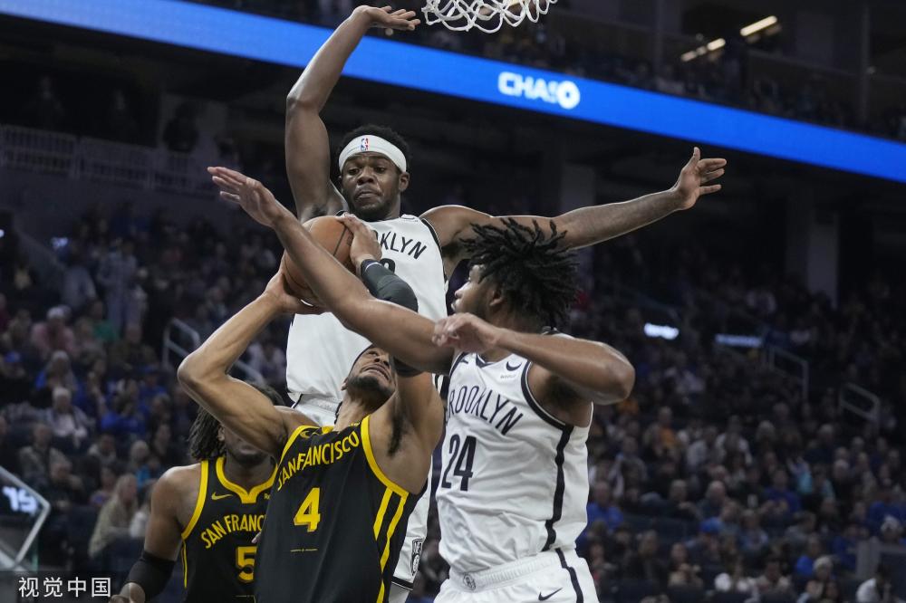 界展示他在 界展示他在