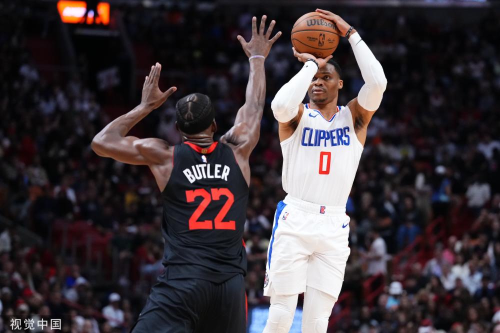 合拉开防守 合拉开防守